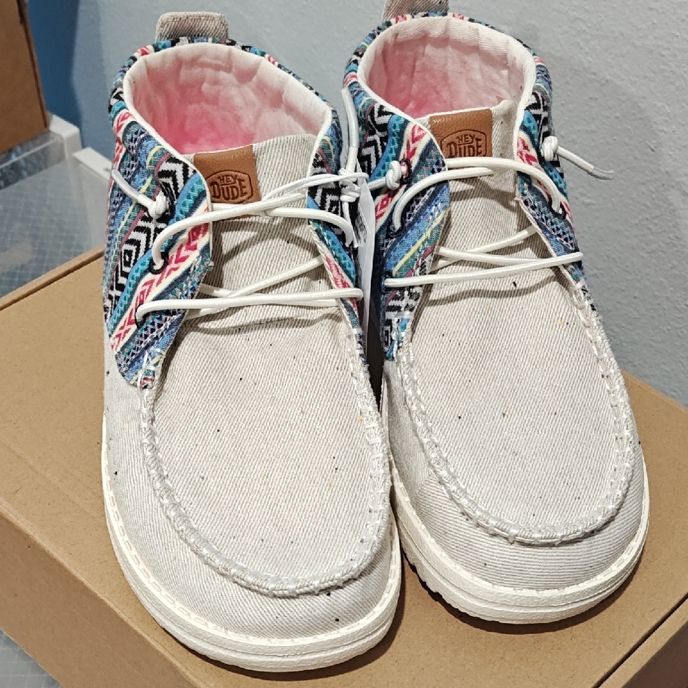 Heydude Wendy Youth Mid Boho Crafted Girls' Casual Shoe | 40984-0ES White